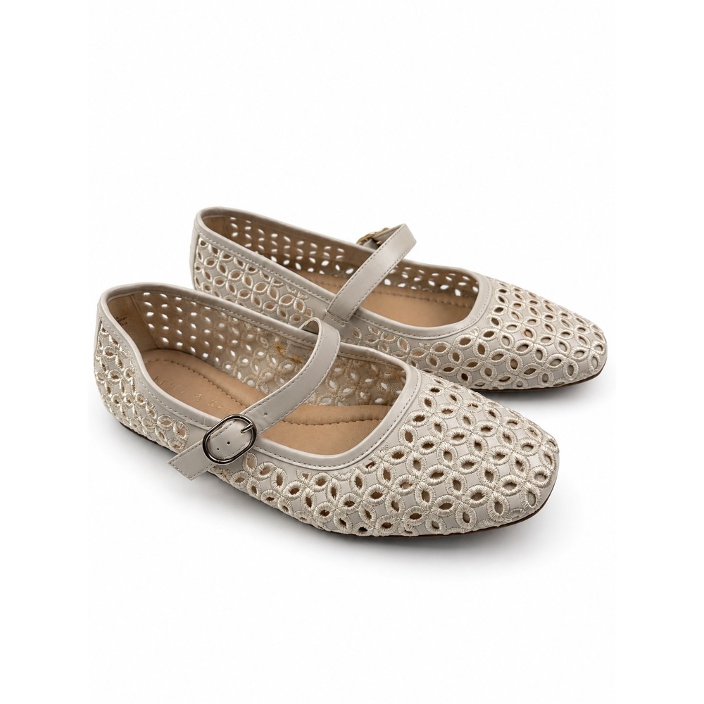 Kelly & Katie Vintage Y2K White Lace Perforated Mary Jane Ballet Flats Size 10